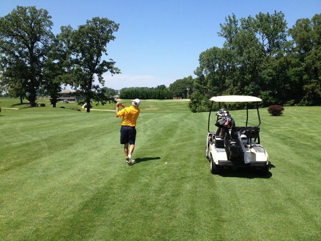 Robbinhurst Golf Club &amp; Driving Range