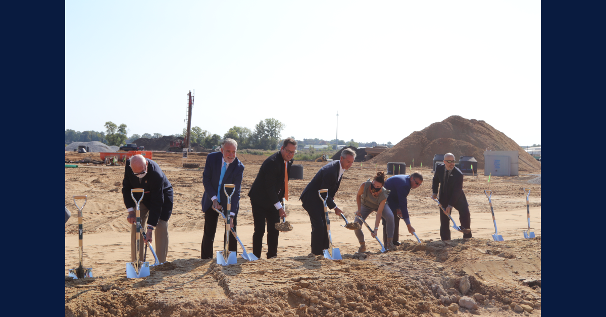 Groundbreaking for the Bank Apartment Complex 2020