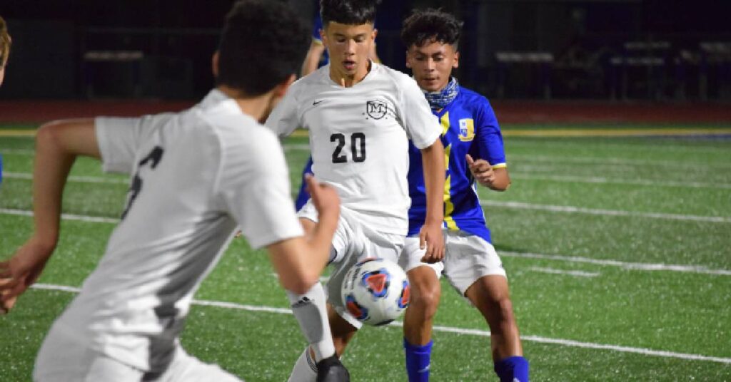 BOYS SOCCER SECTIONALS Hammond vs. Highland 2020