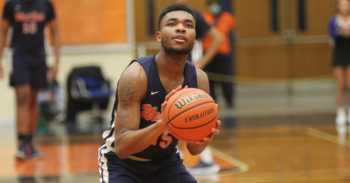BOYS BASKETBALL SECTIONALS Gary West Side vs Lake Central 2021 NWI.Life