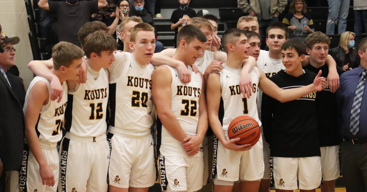 BOYS BASKETBALL SECTIONALS Morgan Township vs Kouts 2021