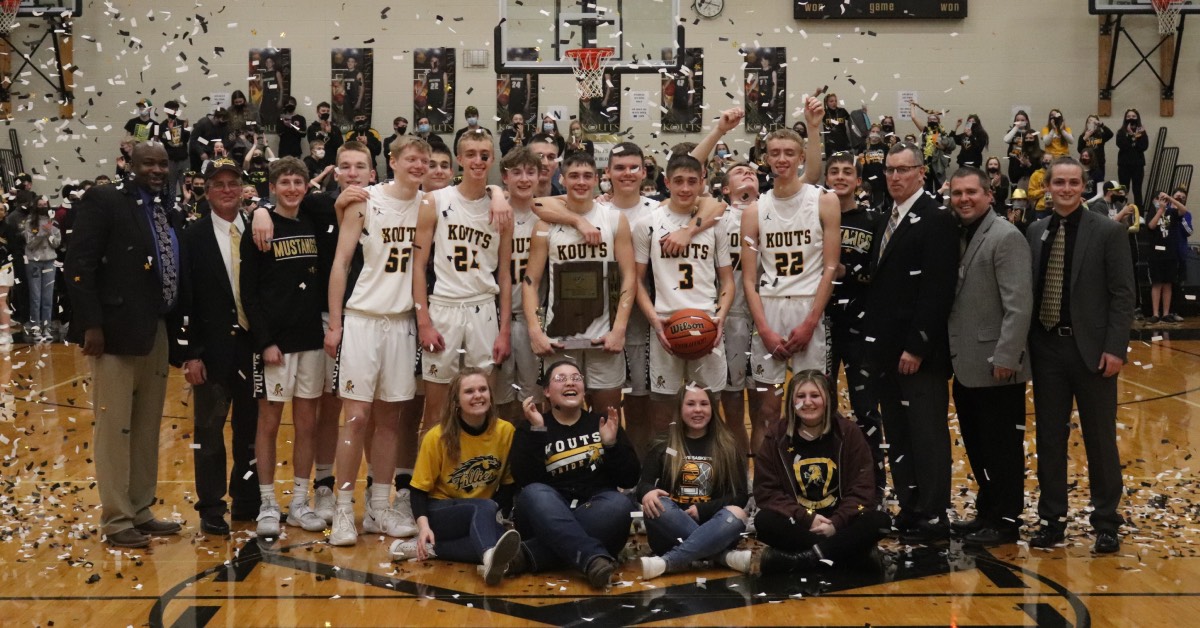 BOYS BASKETBALL SECTIONALS CHAMPIONSHIPS Kouts VS Washington Township