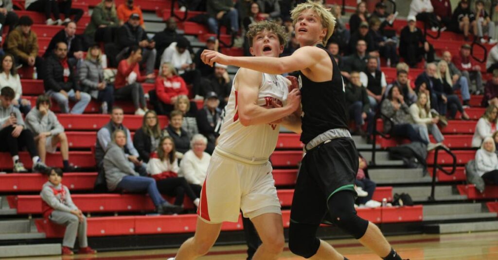BOYS BASKETBALL Crown Point VS Illiana Christian 2021