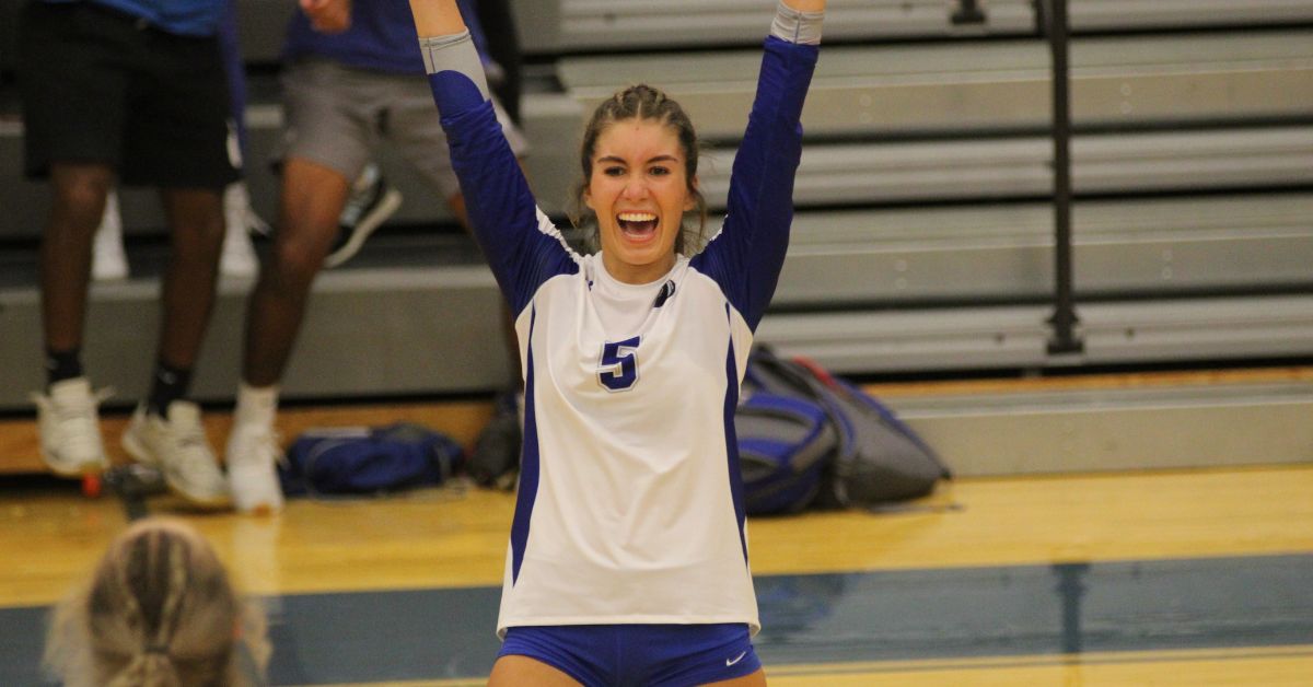 GIRLS VOLLEYBALL Crown Point VS. Lake Central 2022 NWI.Life