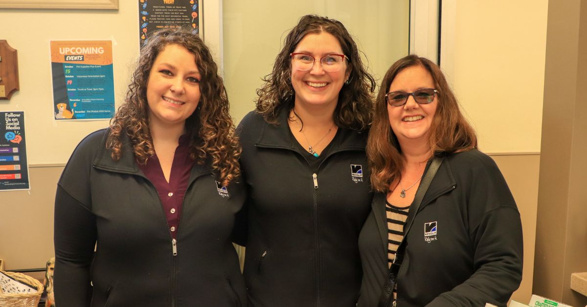 American Renolit Donates to La Porte County Animal Shelter 2022