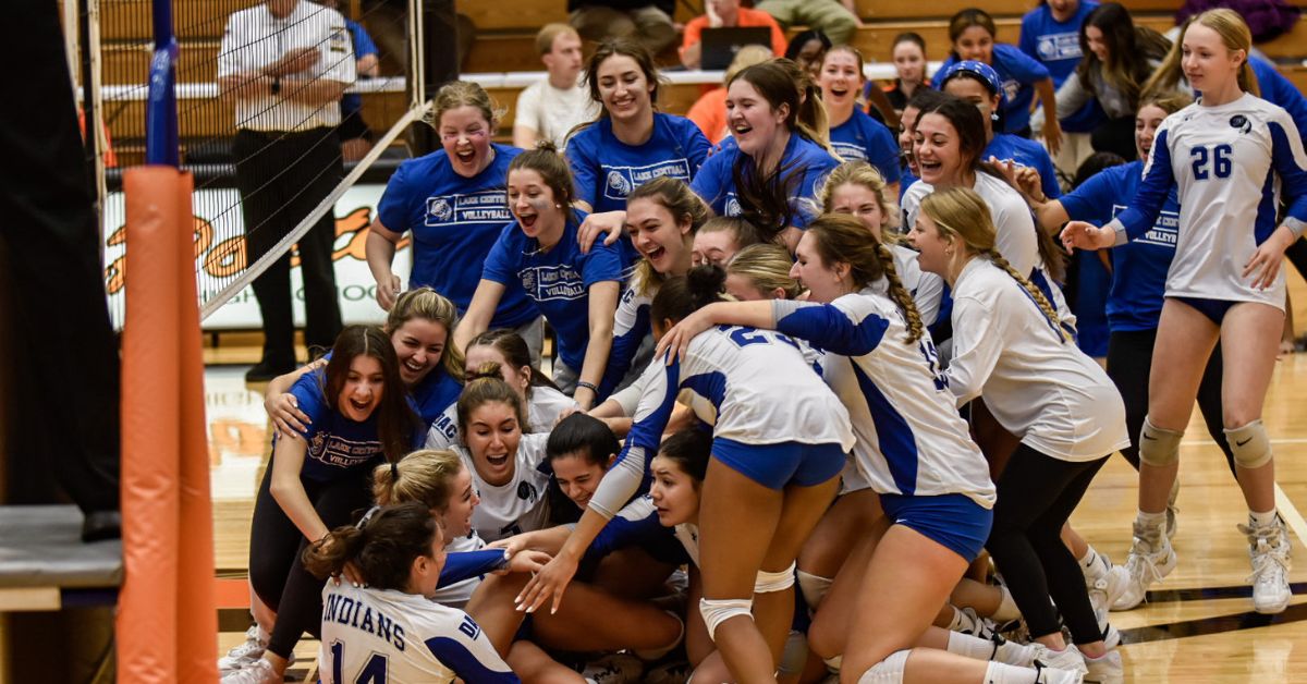 VOLLEYBALL IHSSA REGIONAL 2022