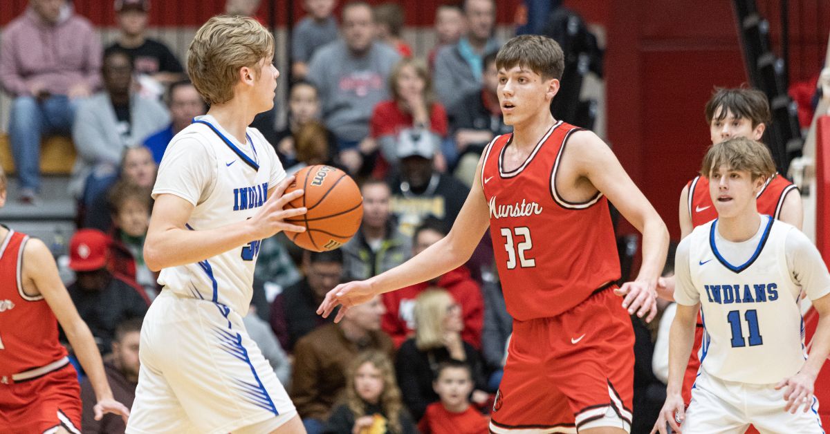 BOYS BASKETBALL IHSAA SECTIONAL Munster VS. Lake Central 2023