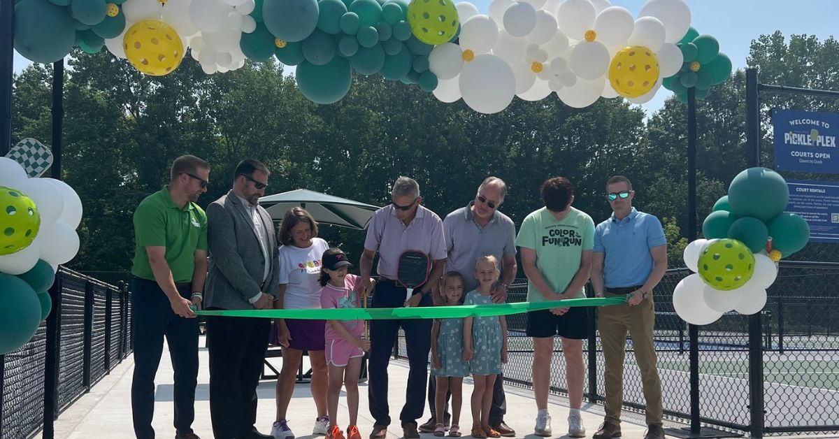 Berglund Construction Joins Valpo Parks to Celebrate PicklePlex Grand Opening