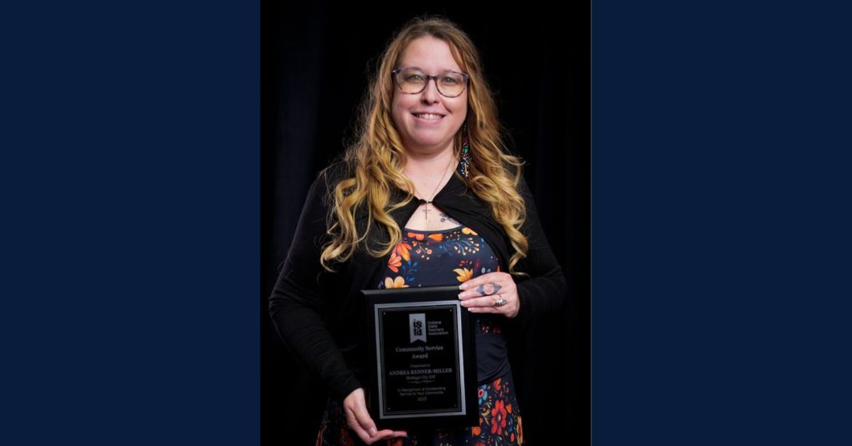 MCAS Paraprofessional Andie Renner-Miller receives ISTA Community Service Award