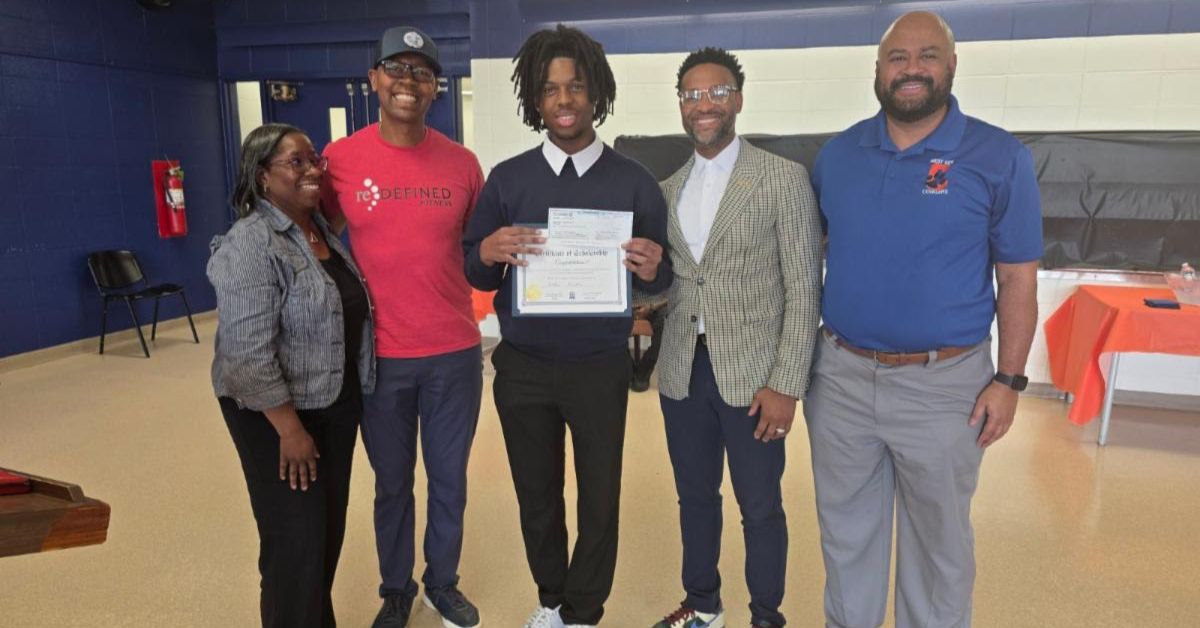 Gary Horace Mann Alum, Track Star and Entrepreneur Expands Annual Backpack Donation to GCSC and Launches New Scholarship for West Side Leadership Academy Students