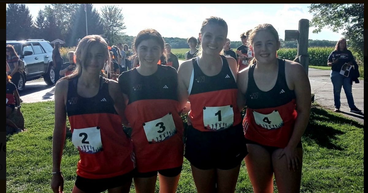 On Bluhm Park’s Tough Trails, Blackhawks Discover Their Rhythm