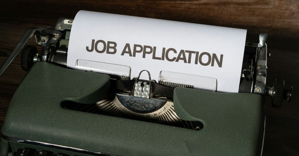 Crown Point Public Library seeking Business Manager