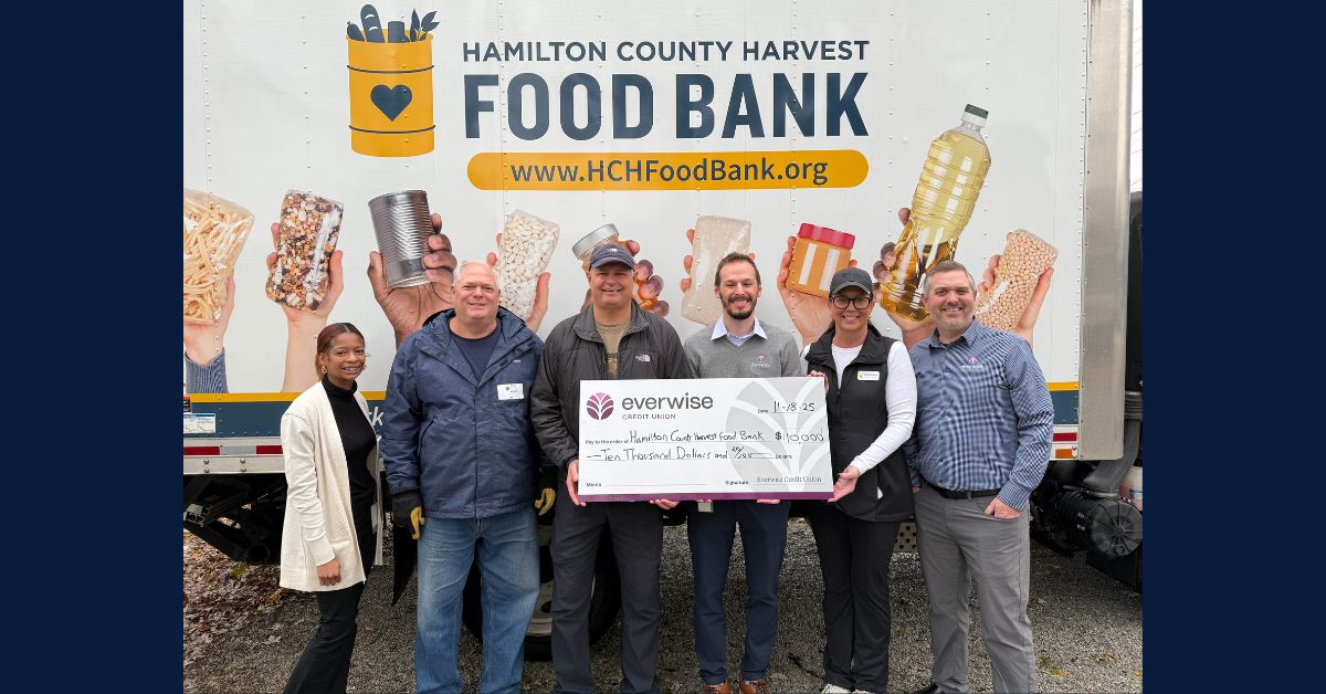 Everwise Credit Union celebrates the holidays by giving back