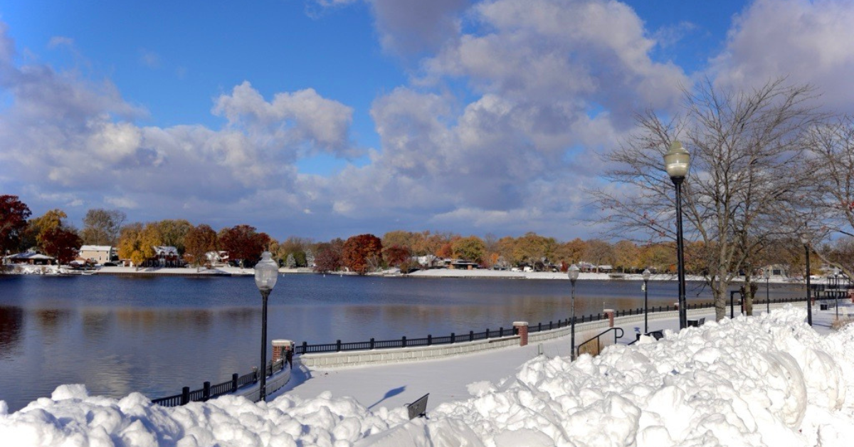 Holiday Spirit Takes Over Downtown Hobart Nov. 29–30