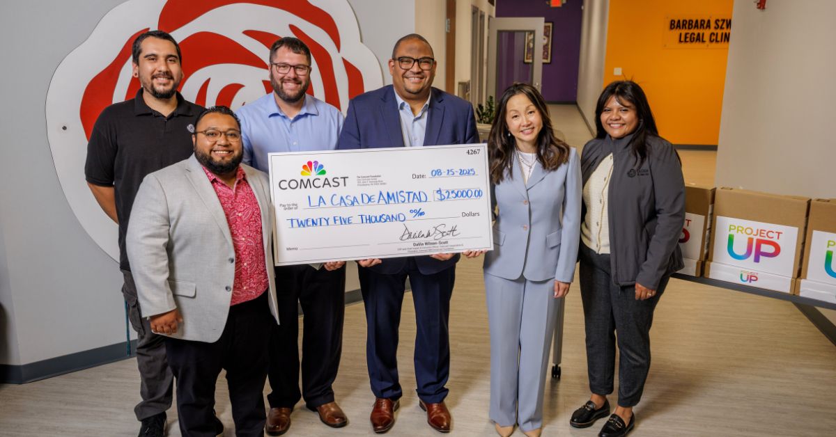 La Casa de Amistad Receives $25,000 Grant from Comcast to Advance Digital Opportunity in Michiana