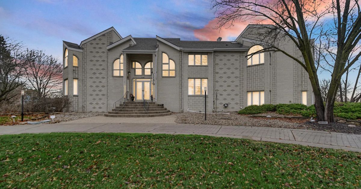 McColly Real Estate Featured Listing: 1141 Portmarnock Court, Dyer, IN 46311