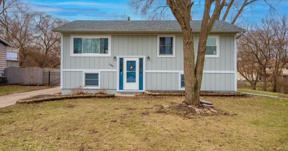 McColly Real Estate Featured Listing: 3288 W 74th Lane, Merrillville, IN 46410