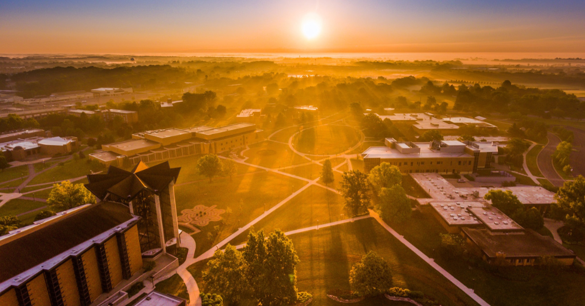 The Dean’s Annual Fund at Valparaiso University’s College of Nursing and Health Professions supports student growth and opportunity