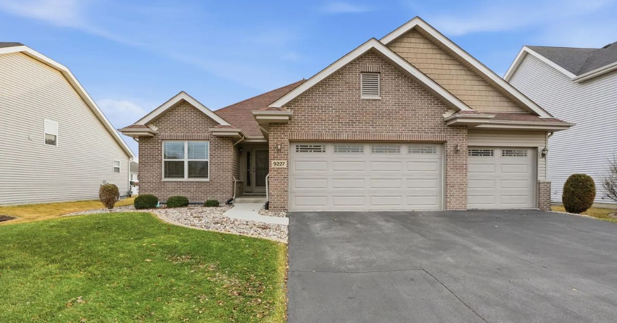 McColly Real Estate Featured Listing: 9227 W 103rd Place, St. John, IN 46373