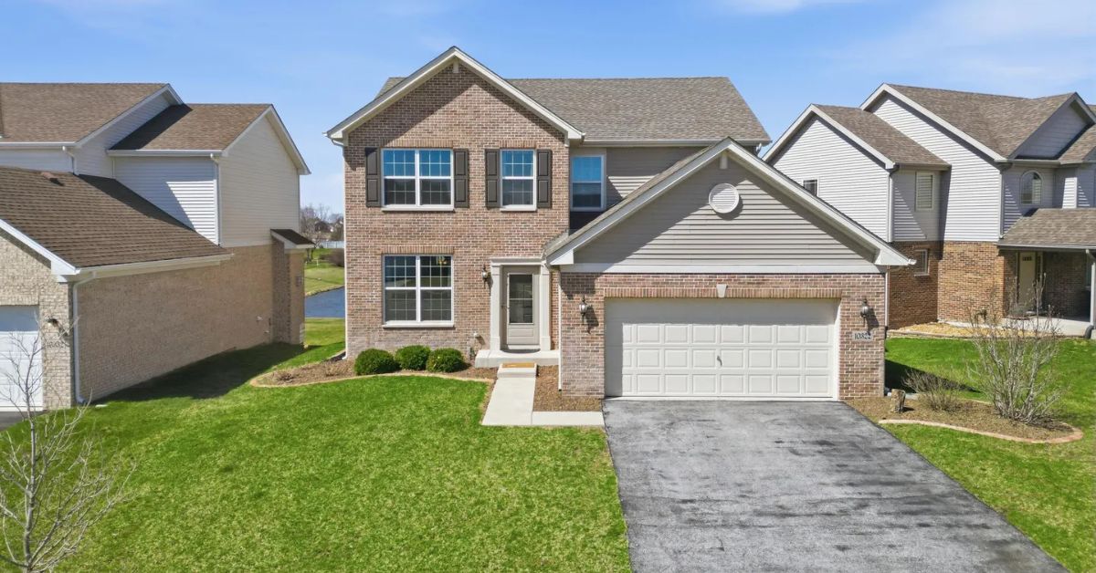 McColly Real Estate Featured Listing: 10322 Adler Cove, St. John, IN 46373