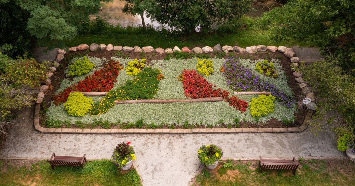 Quilt Gardens 2026 plant delivery day on May 21, with award-winning attraction set for official opening day on May 30
