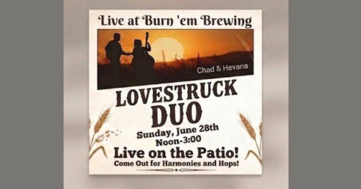 Lovestruck Duo Live on The Patio
