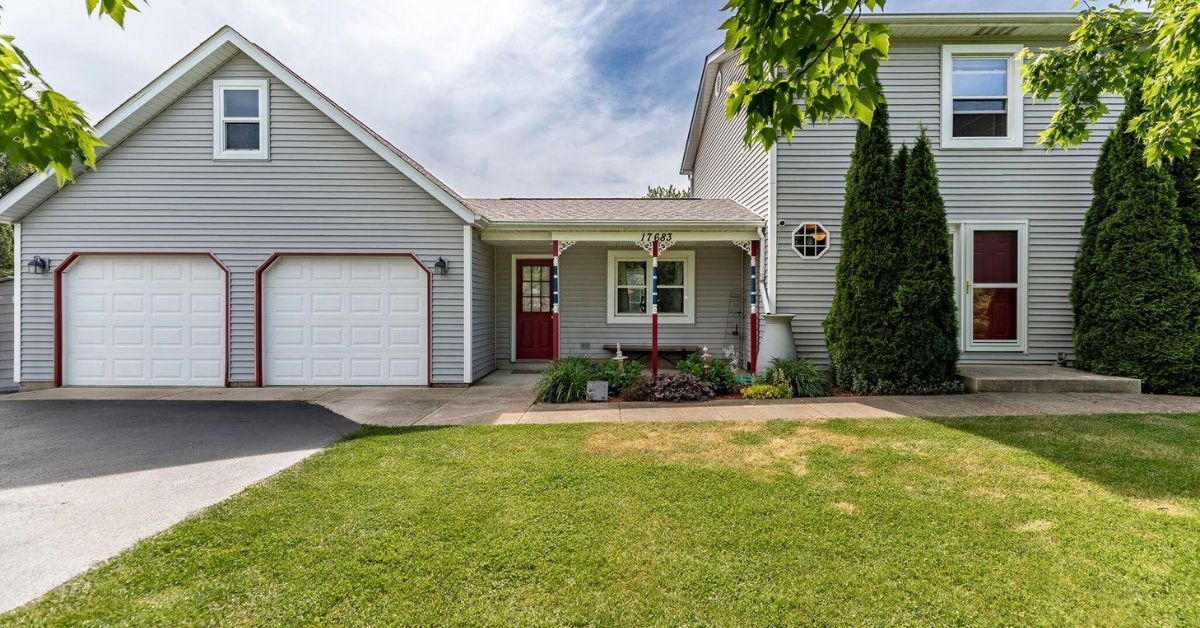 McColly Real Estate Featured Listing: 17683 Mississippi Street, Lowell, IN 46356