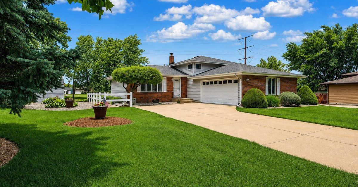 McColly Real Estate Featured Listing: 12316 W 103rd Court, St. John, IN 46373