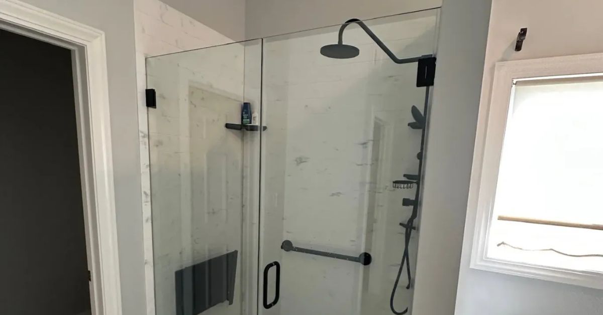 The Pros and Cons of Frameless Shower Doors