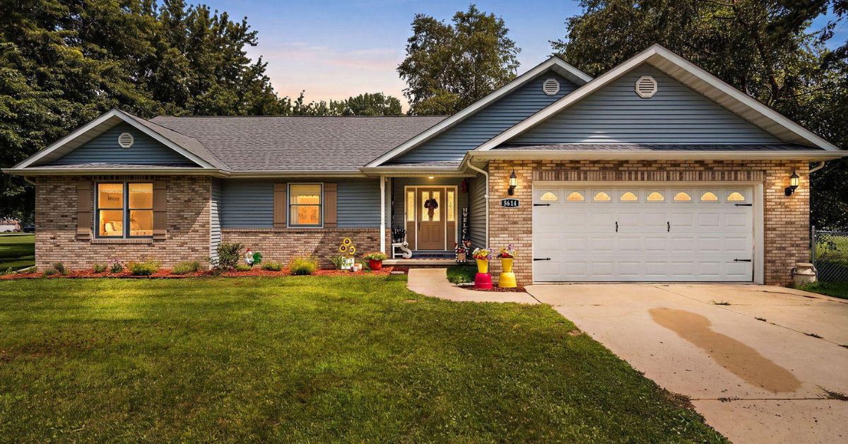 McColly Real Estate Featured Listing: 5614 E 1156 N, DeMotte, IN 46310