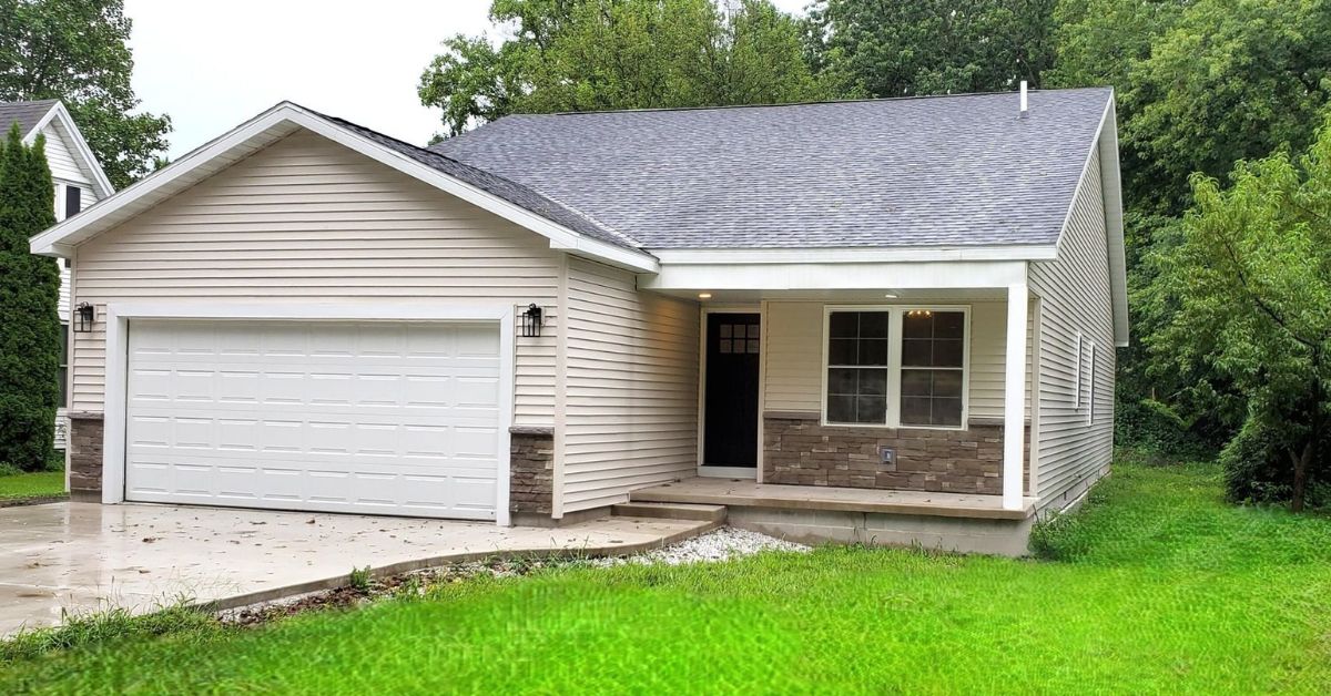 McColly Real Estate Featured Listing: 303 E Washington Street, Kentland, IN 47951