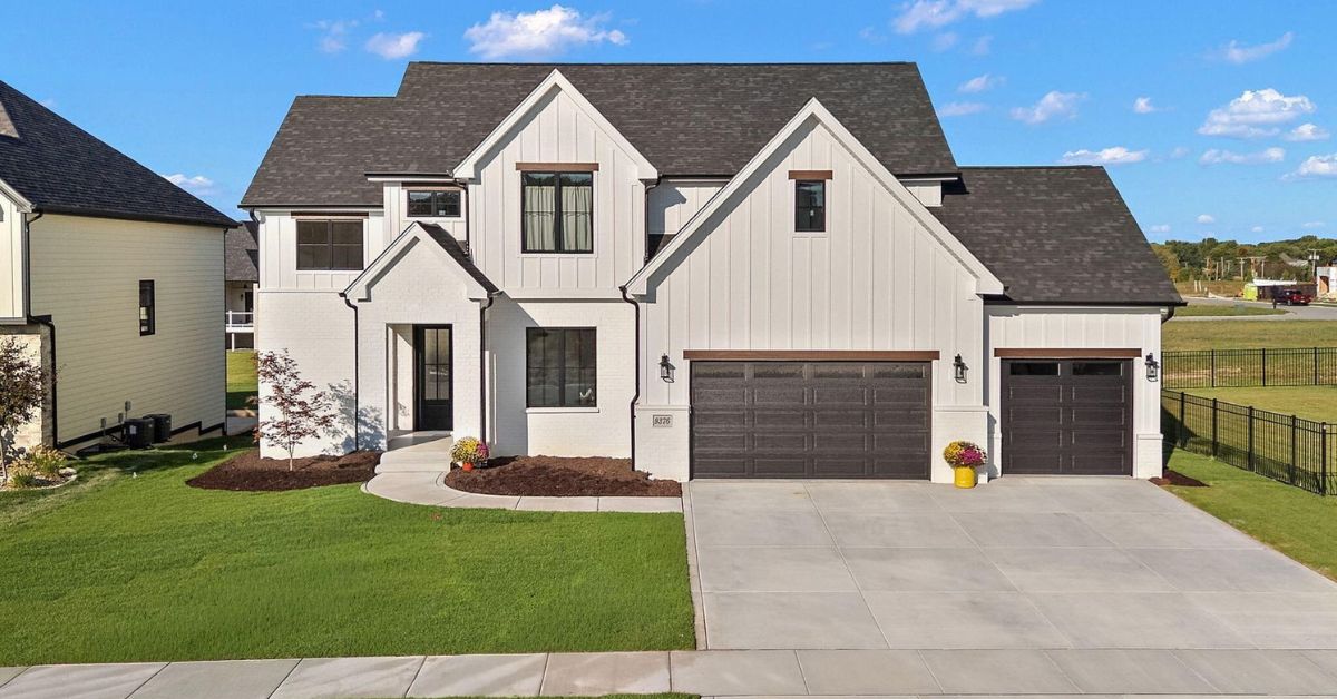 McColly Real Estate Featured Listing: 9701 Sweetspire Avenue, St. John, IN 46373