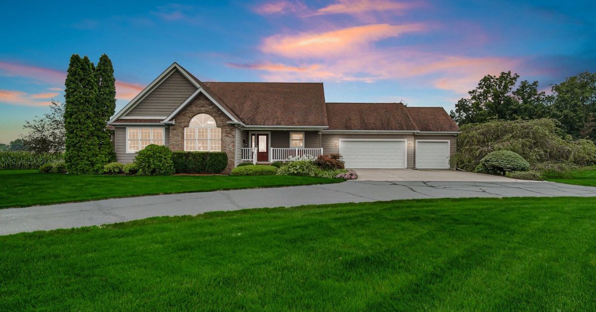 McColly Real Estate Featured Listing: 6982 W 1100 S, Union Mills, IN 46382