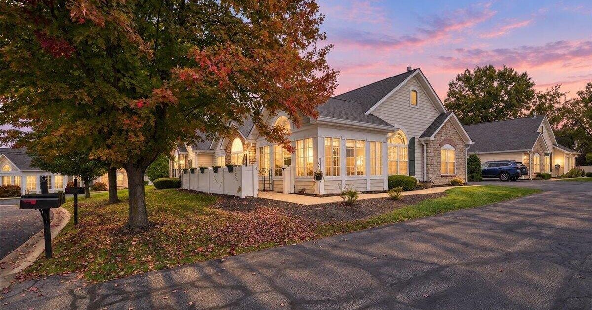 Mccolly Real Estate Featured Listing: 2436 Allison Circle, Valparaiso, IN 46383