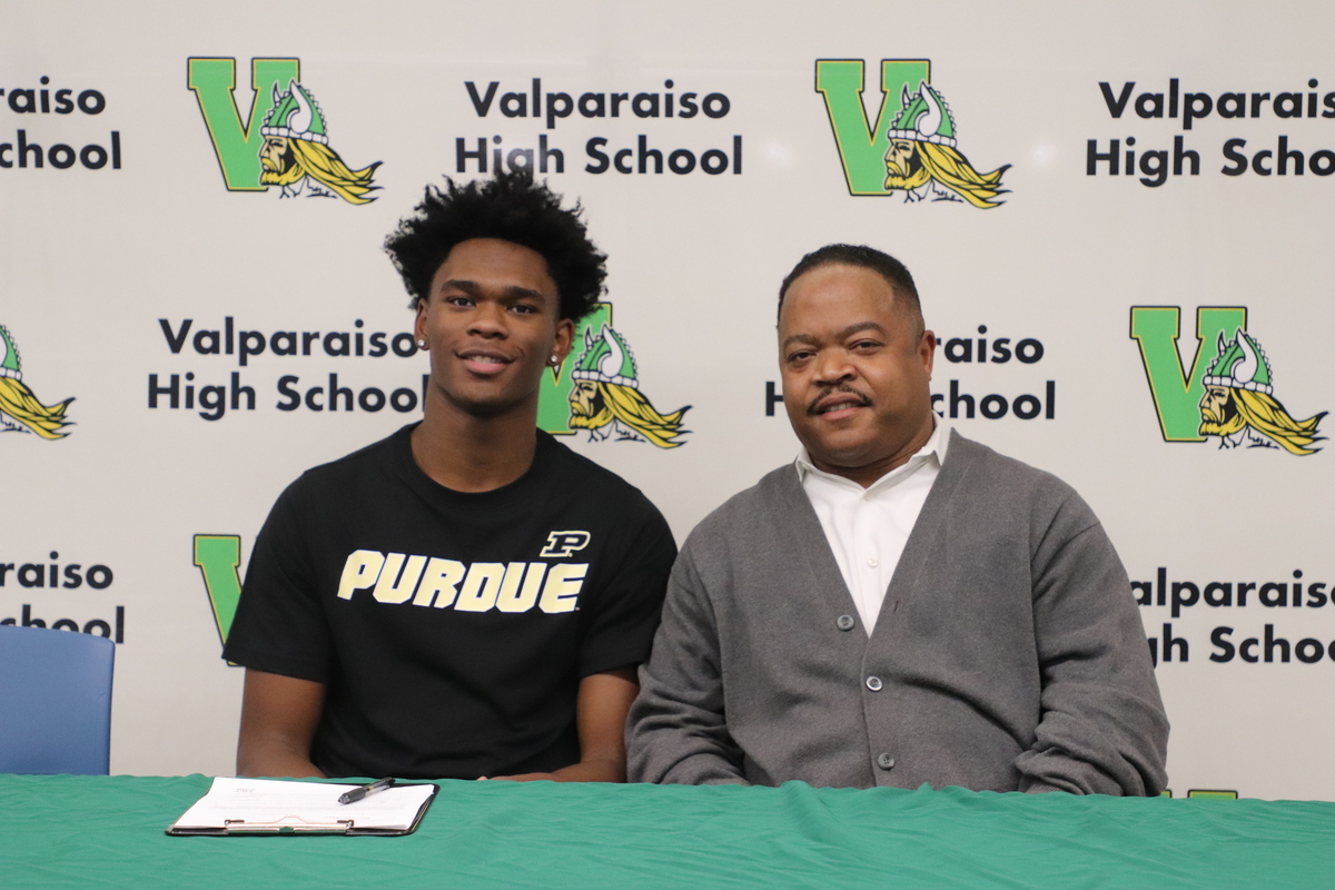 2018PurdueSignoffVHS4