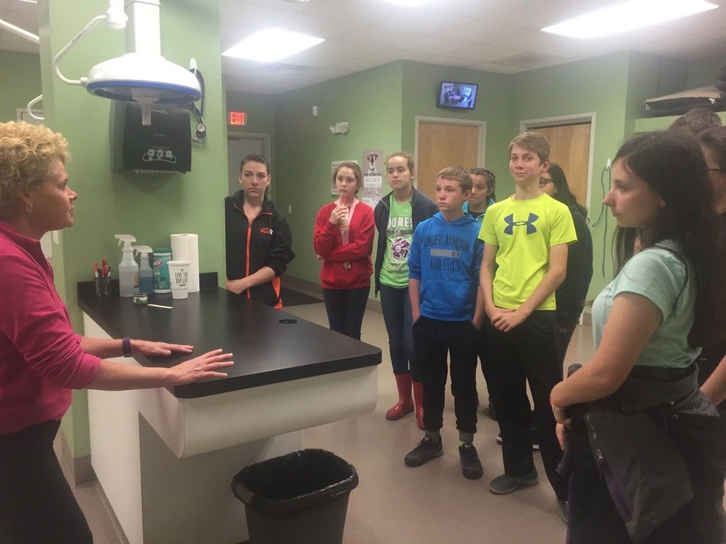 BMS-7th-Grade-Animal-Shelter-2016_06