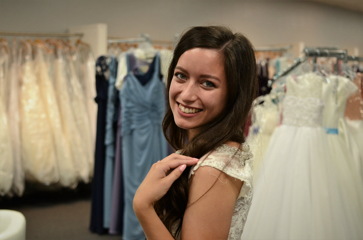 Catherines-Ribbon-Cutting-08