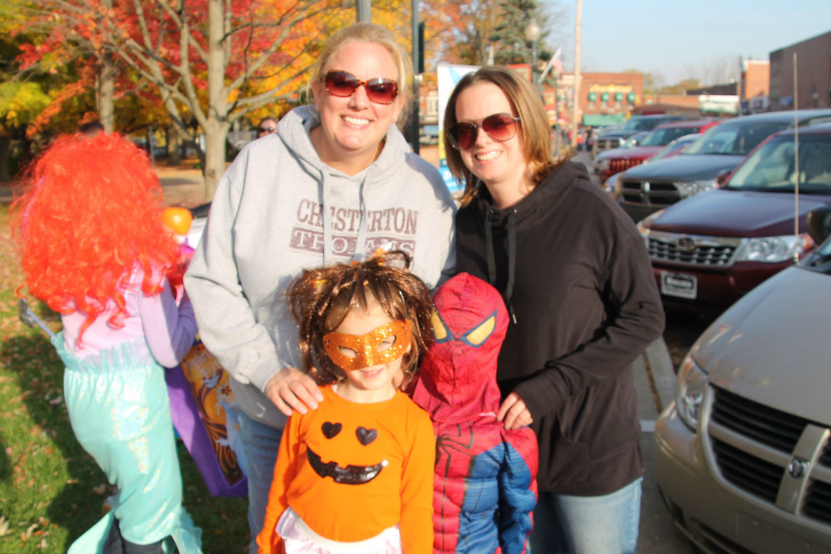 2015 Trick or Treat Downtown – Kick Things Off at the Duneland Chamber of Commerce