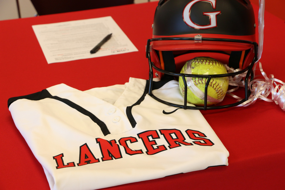 cphs-softball-2017-4