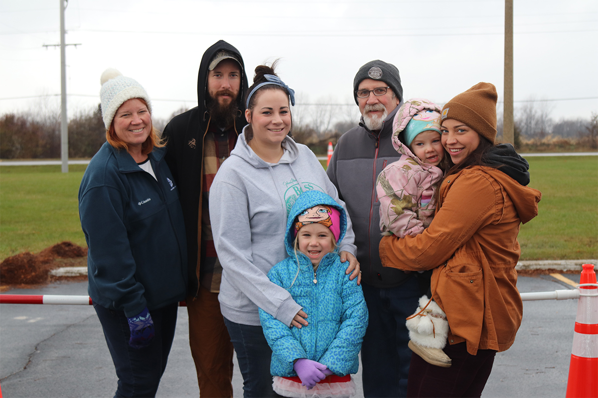 Crown-Point-Santa-Parade-Winter-Market-2018-02