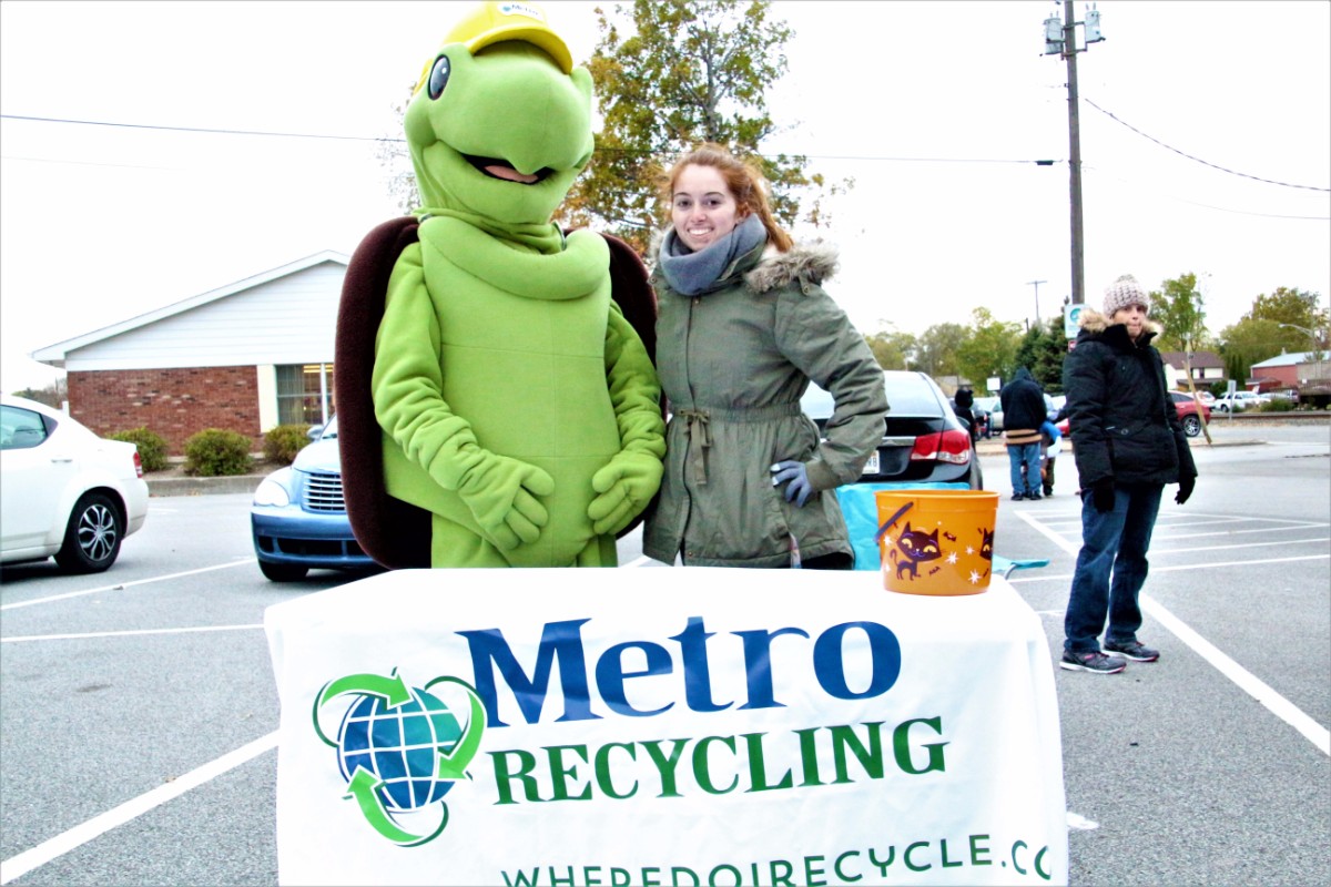 Duneland-Chamber-Trick-or-Treat-Downtown-2017-5