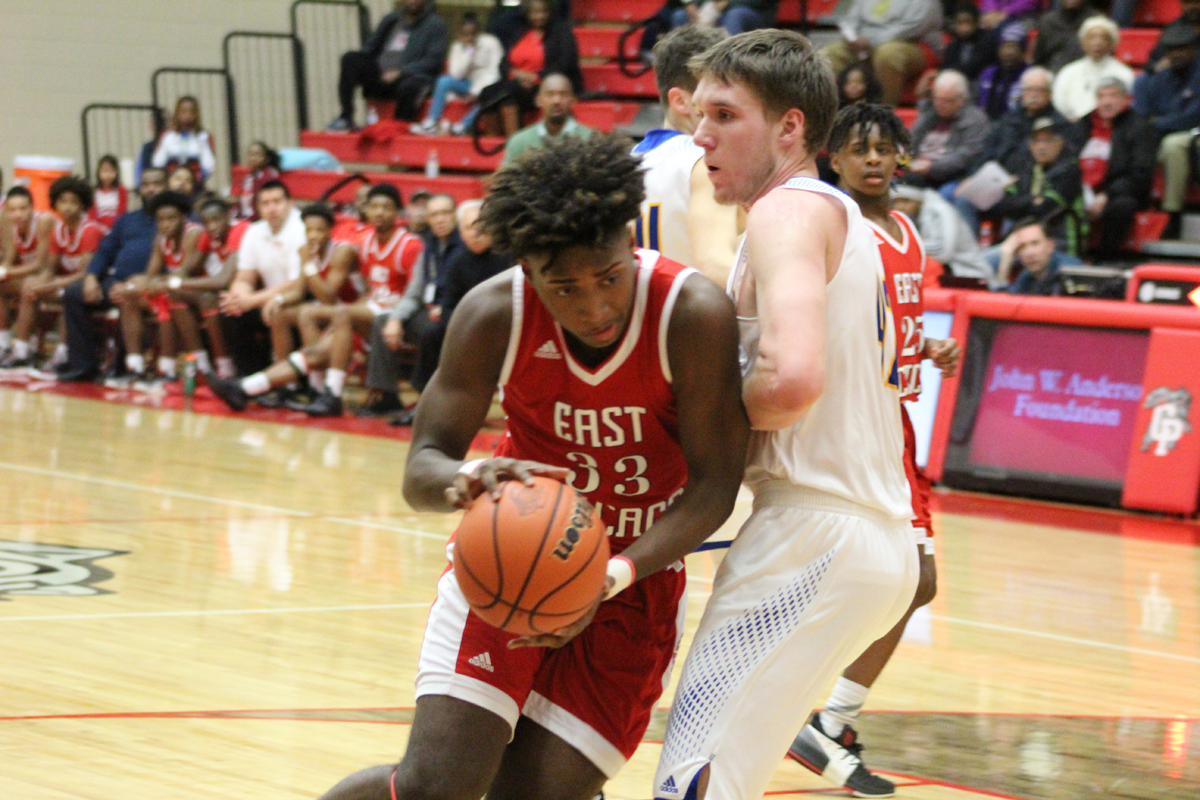 East-Chicago-cruises-past-Highland-2019_05