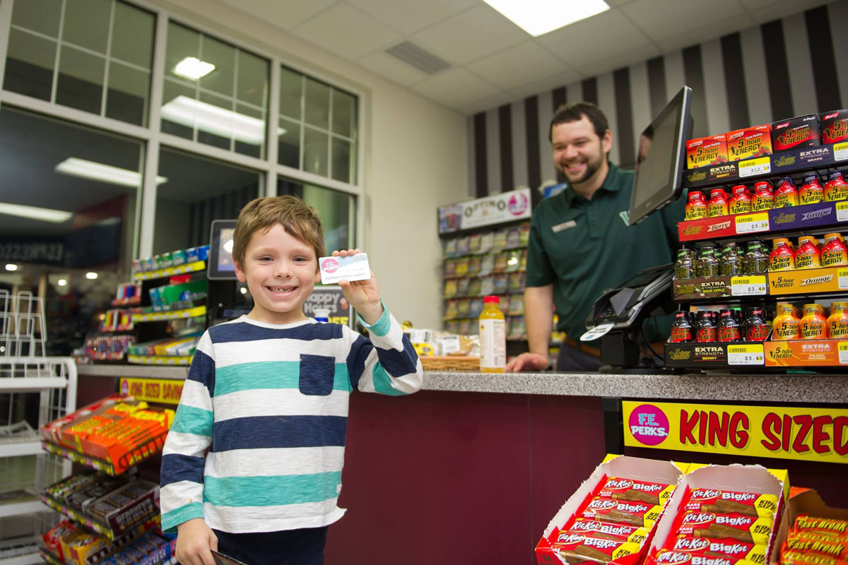 Family-Express-Raises-Starting-Wages-2018_03