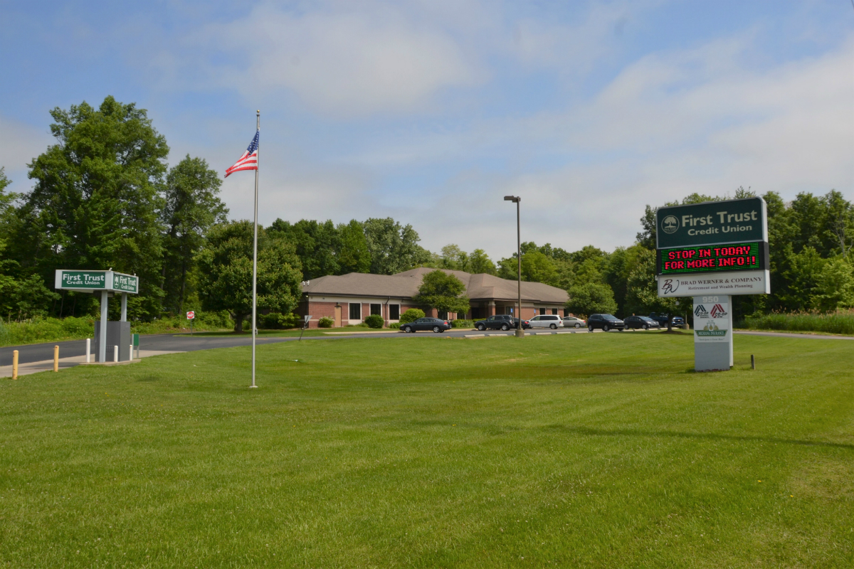 First-Trust-check-Presentation-June-2018-07