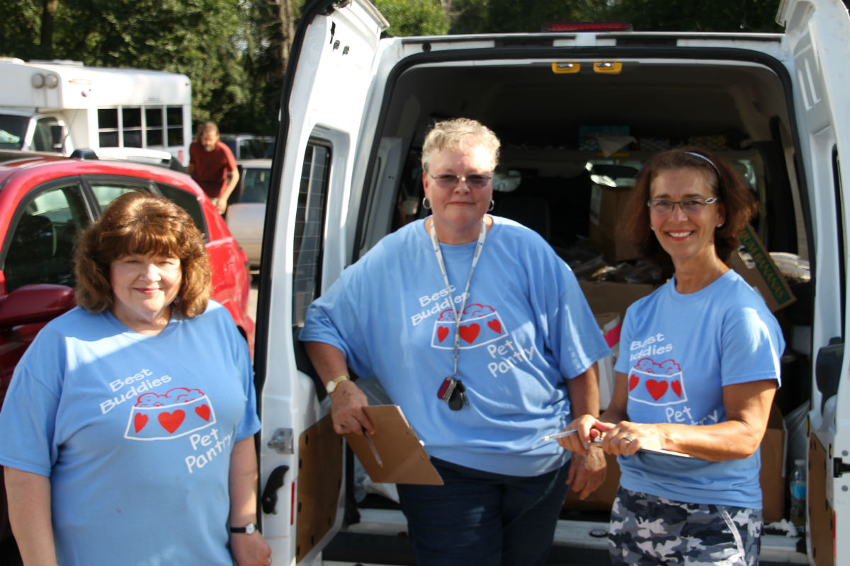 food-bank-nwi-sapc-aug-2016-1