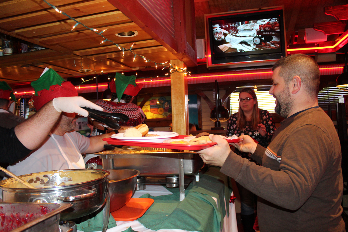 Food-Bank-Texas-Coral-12-27-16_01