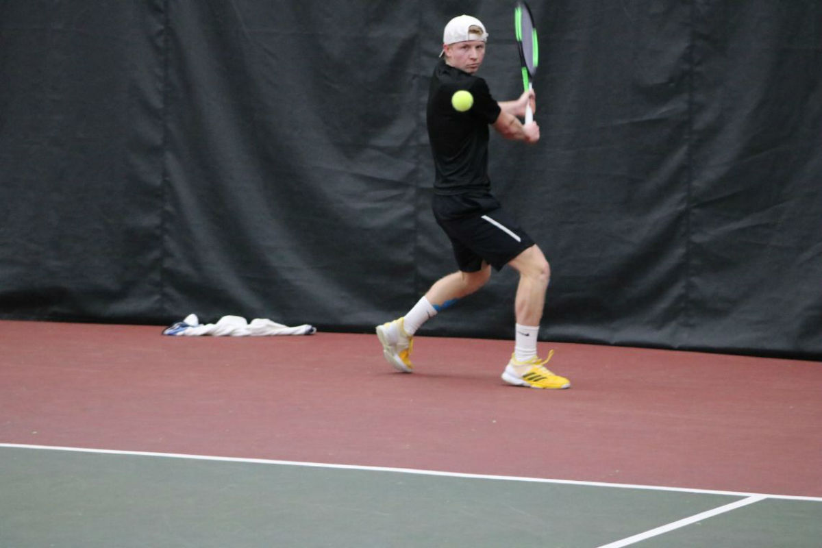 Grosseloh-Wins-Second-Straight-PNW-Mens-Tennis-Drops-Match-to-WSU-2018