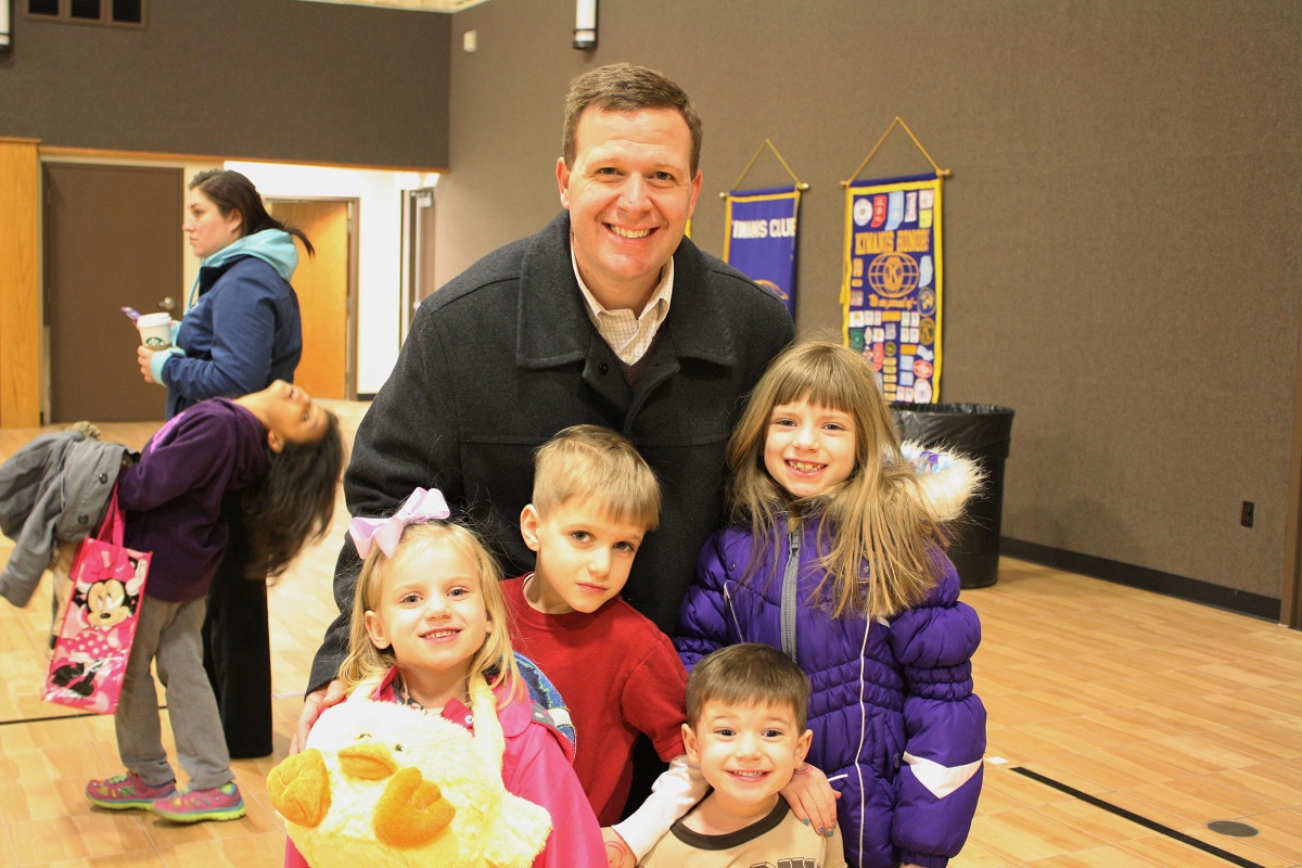 Helicopter-drop-2015 100