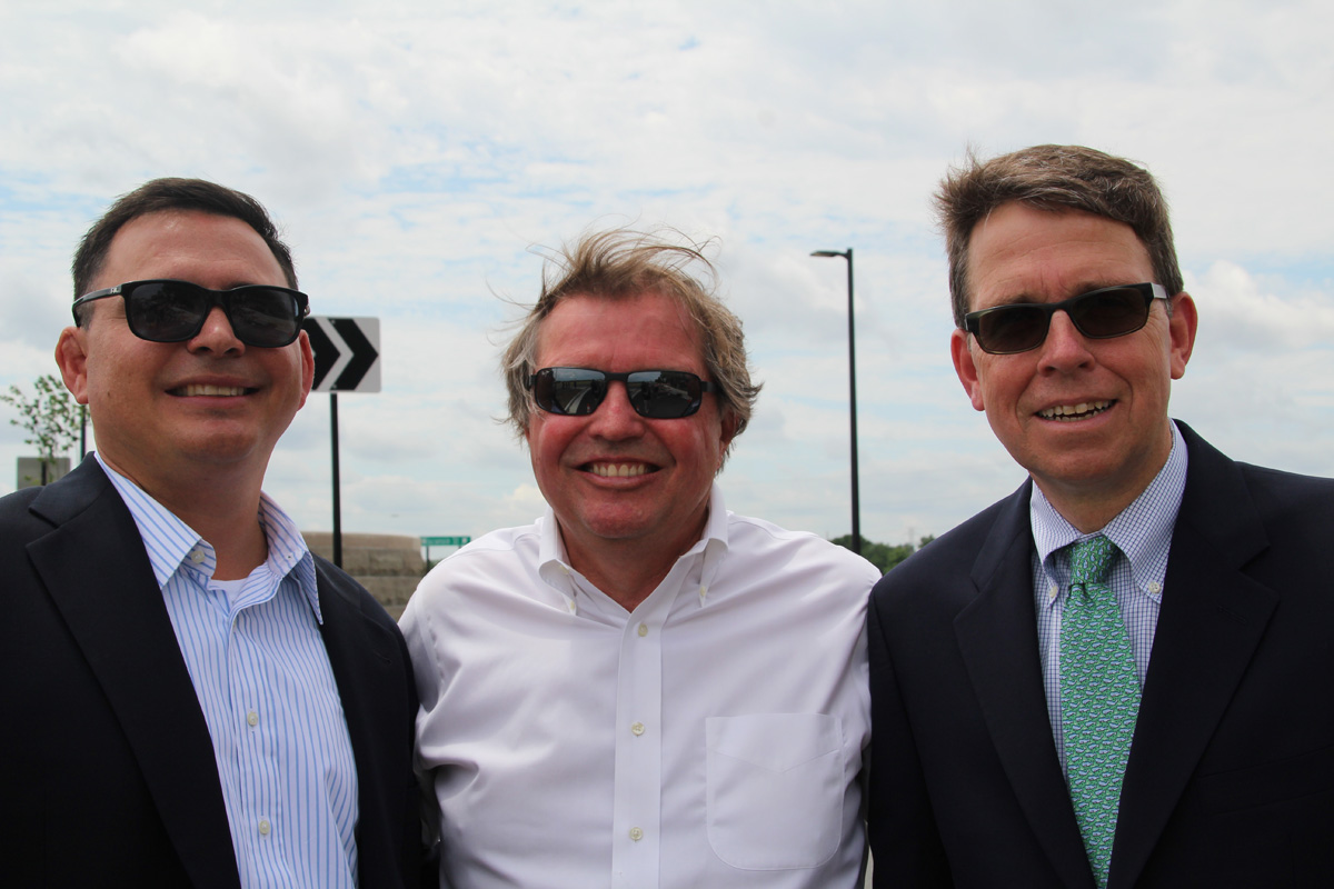 hobart-61st-ave-ribbon-cutting-2017-4