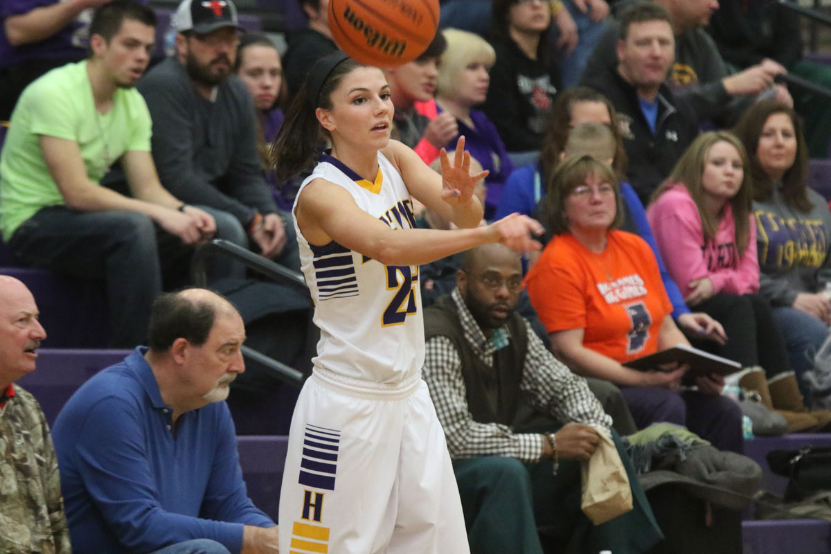 Northwest Crossroads Conference Names 2014-15 WBB All-Conference Selections
